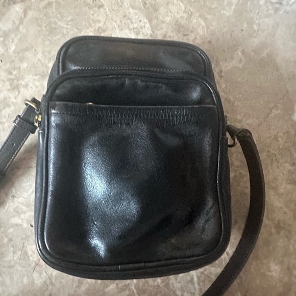 Coach
Leather Crossbody Bag Small Vintage - Picture 2 of 8